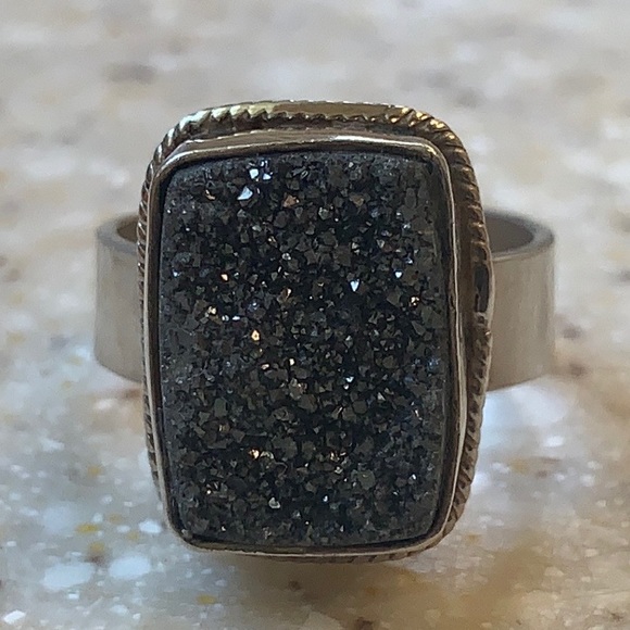 Vintage Jewelry - Black Druzy Geode Sterling Silver Artisan Ring